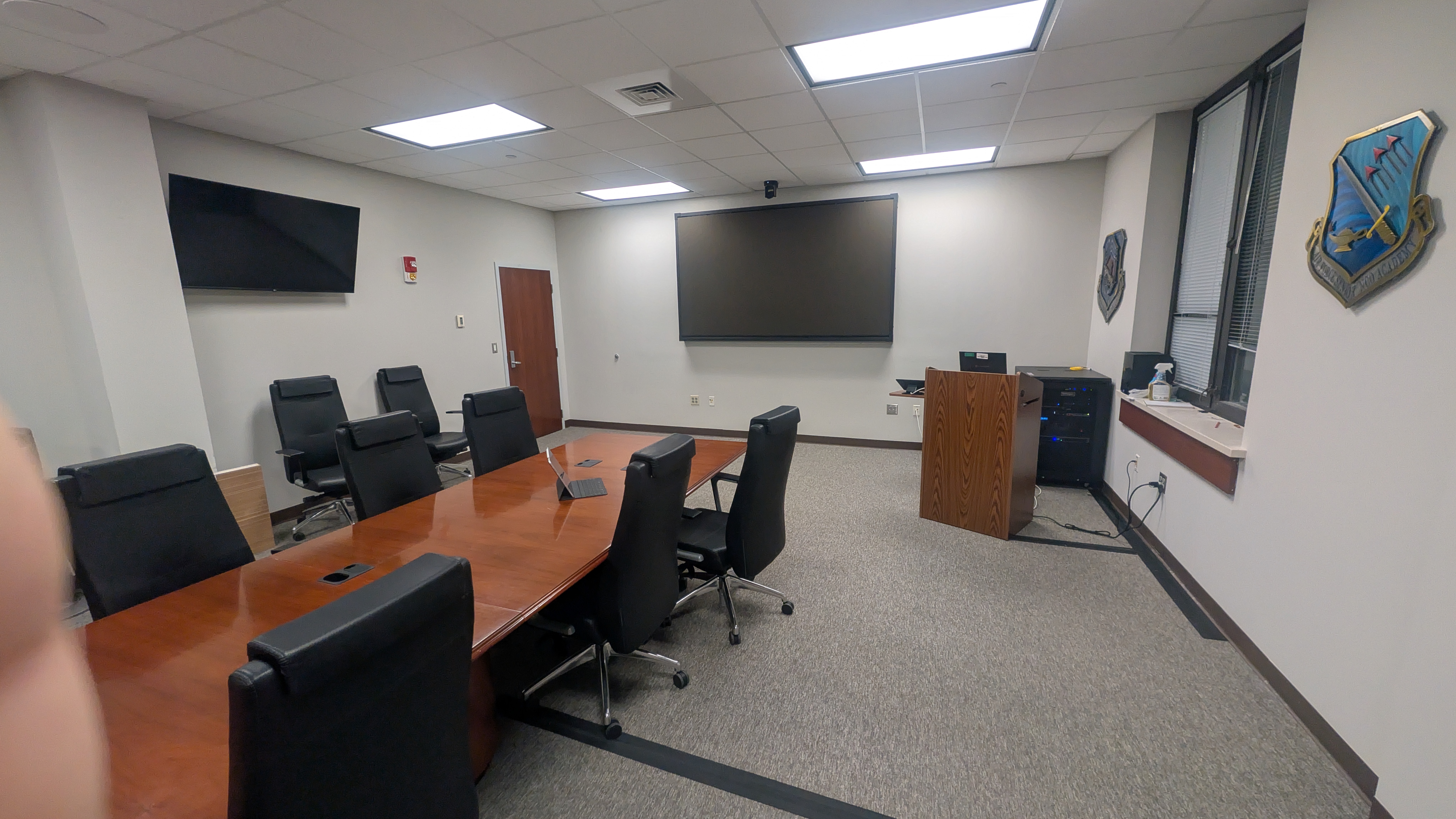 Small Conference Space - LED Video Wall